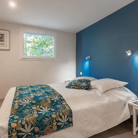 Feriehus Rez-villa 75m² Piscine Parking *