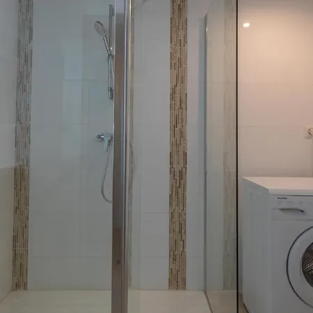 Feriehus Rez-villa 75m² Piscine Parking