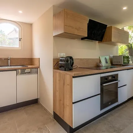 Rez-villa 75m² Piscine Parking Saint-Raphael (Var)