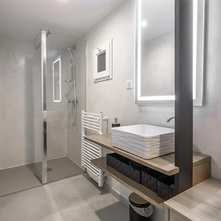 Tatil Evi Rez-villa 75m² Piscine Parking Saint-Raphaël
